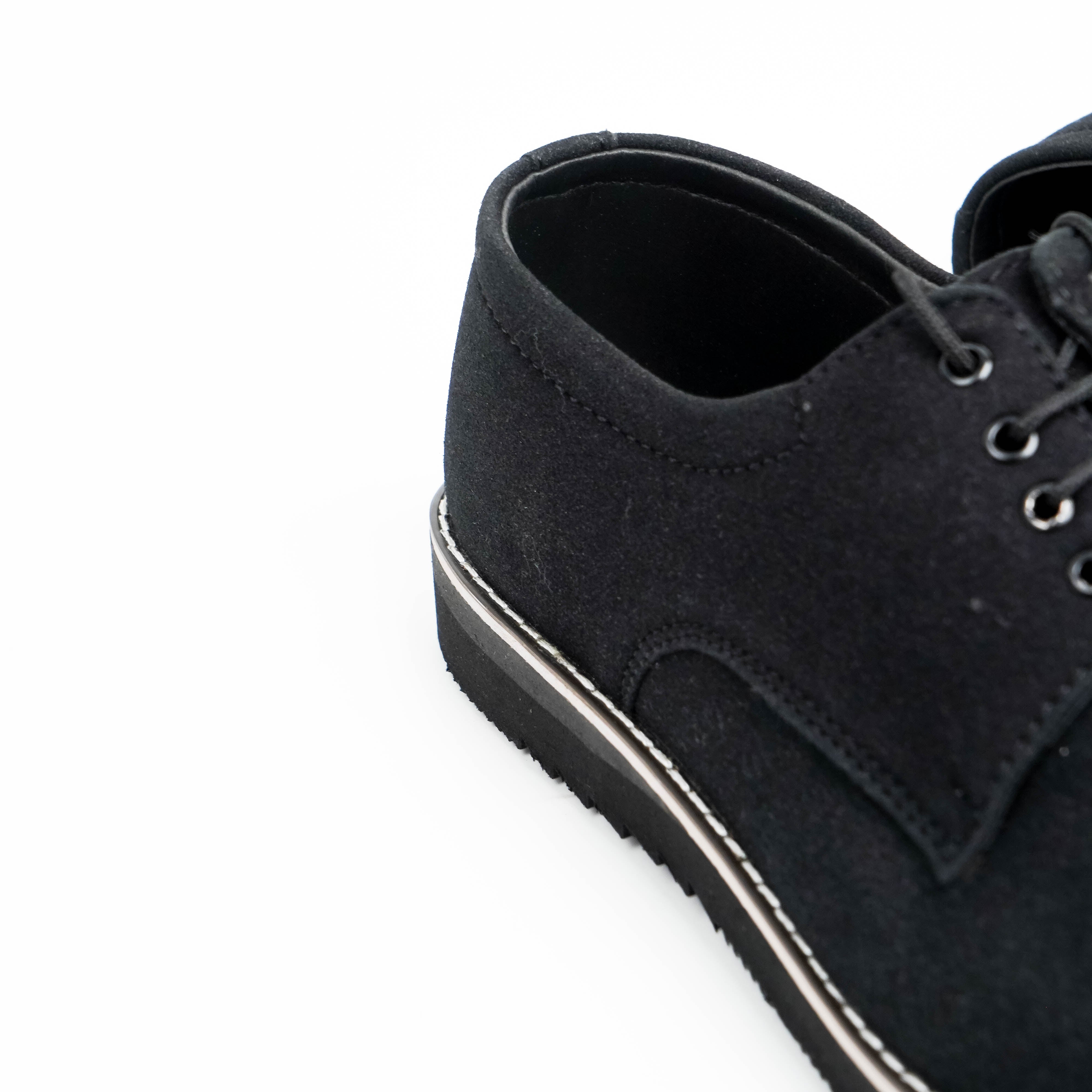 Classic Derby Black